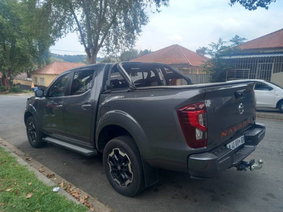 2023 NISSAN NAVARA 2.3 Turbo Double Cab, Automatic, Grey, 87000kms Call