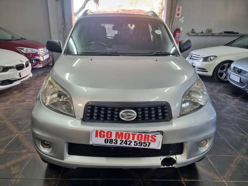 2010 Daihatsu Terios 1.5Manual 93000km R79500 Mechanically Perfect with FSH, Clothes Seat