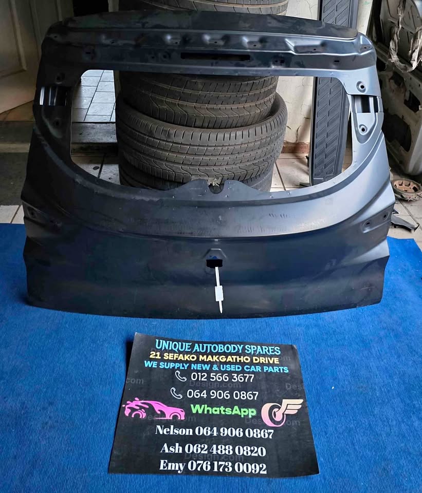 Renault Kiger Tailgate Renault Kiger Tailgate