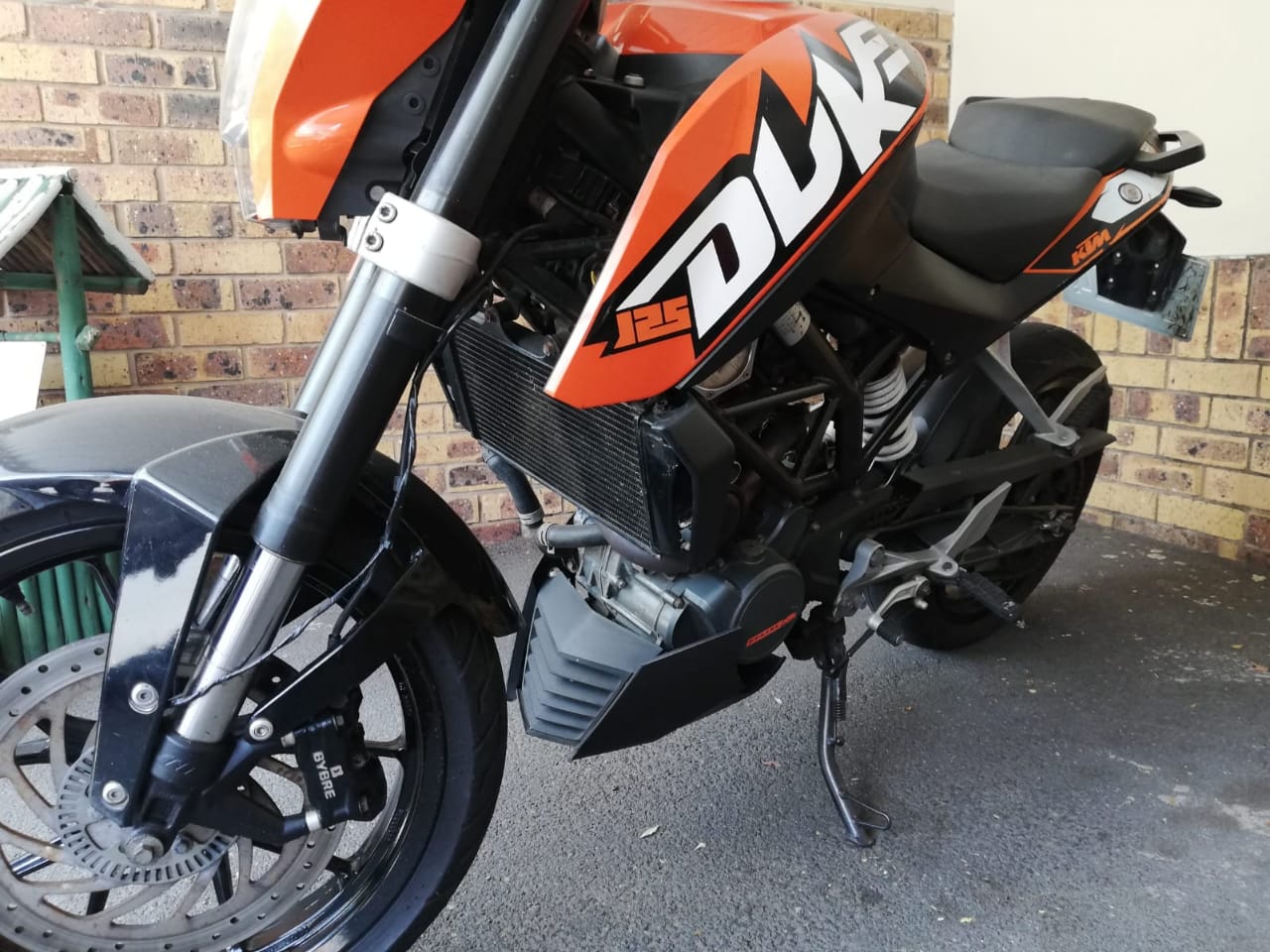 KTM DUKE125 メーター交換車 走行6500km - オートバイ車体