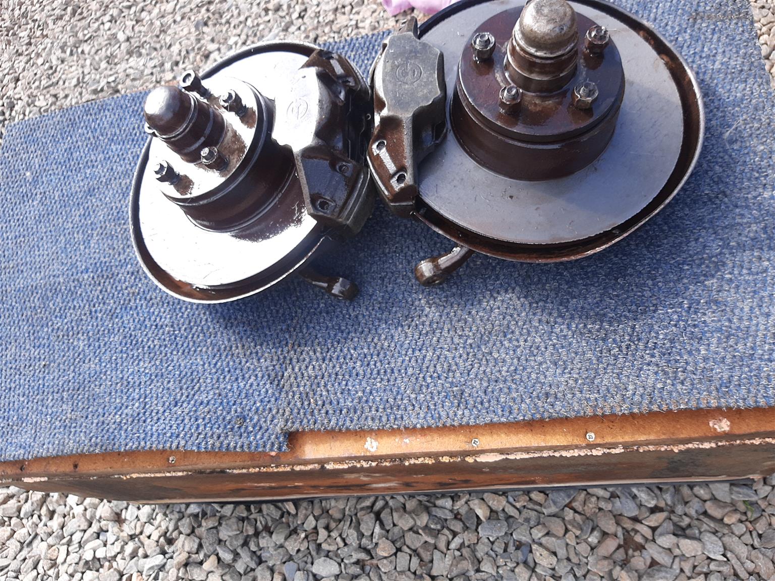 Chrysler valiant disc brakes