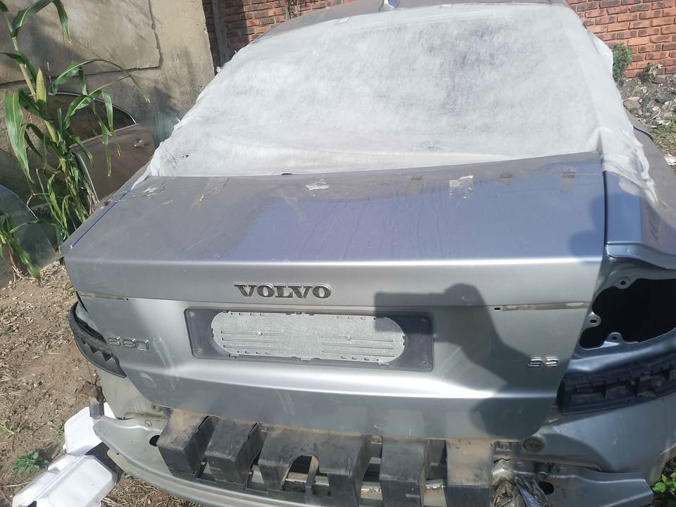 VOLVO S80 2010 BOOT LID FOR SALE - Private Seller VOLVO S80 2010 BOOT LID FOR SALE - Private Seller