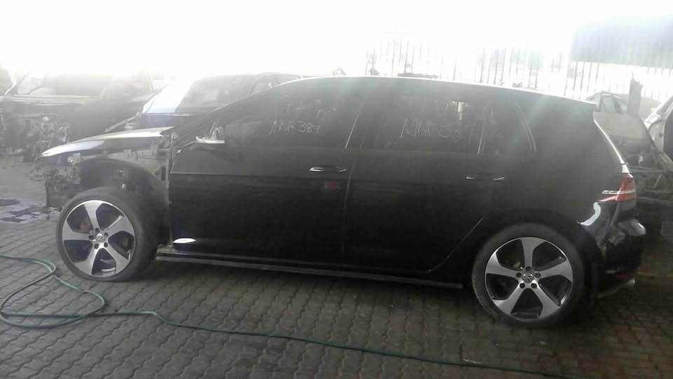 Golf 7 GTI STRIPPING FOR SPARES