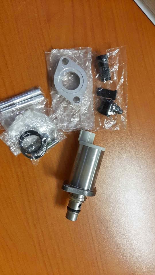 MAZDA/NISSAN NAVARA D40 REGULATIR V. SUCTION VALVE. BRAND NEW. FOR VARIOUS OTHER CARS TOO.