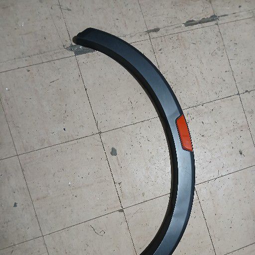 Nissan Navara wheel arch - Private Seller Nissan Navara wheel arch - Private Seller