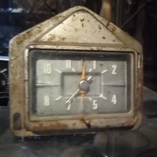 Dash Clock, old Ford
