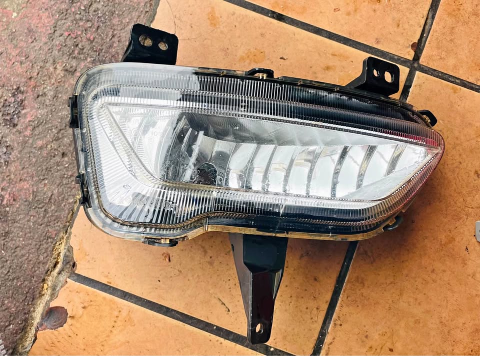 GWM P-Series fog light - Private Seller GWM P-Series fog light - Private Seller