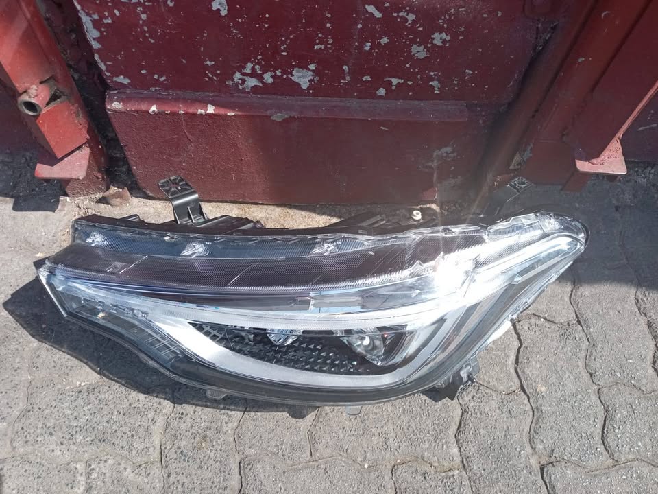 Haval Jolion Pro Headlight - Private Seller Haval Jolion Pro Headlight - Private Seller