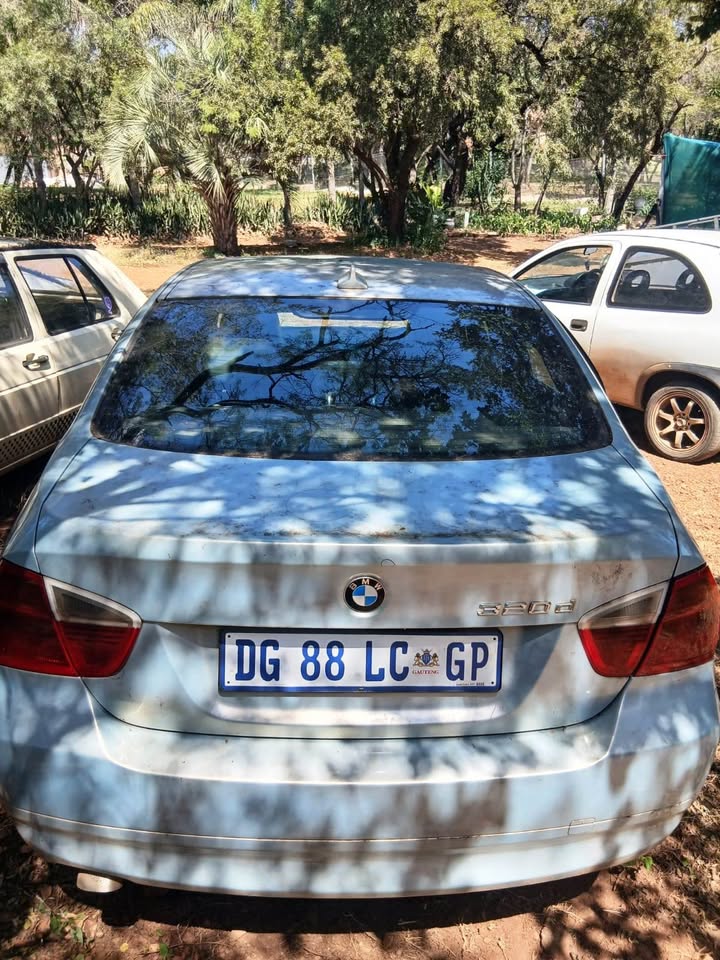 2006 BMW E90 Stripping for spares - Private Seller