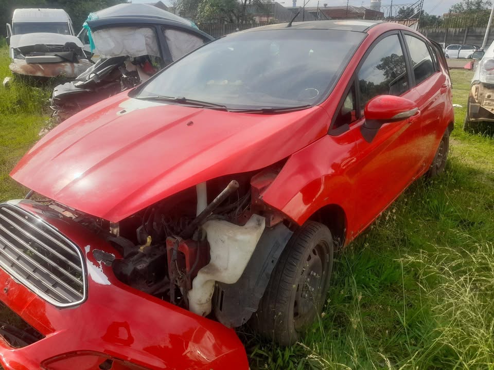 2016 FORD FIESTA STRIPPING FOR SPARES - Private Seller 2016 FORD FIESTA STRIPPING FOR SPARES - Private Seller