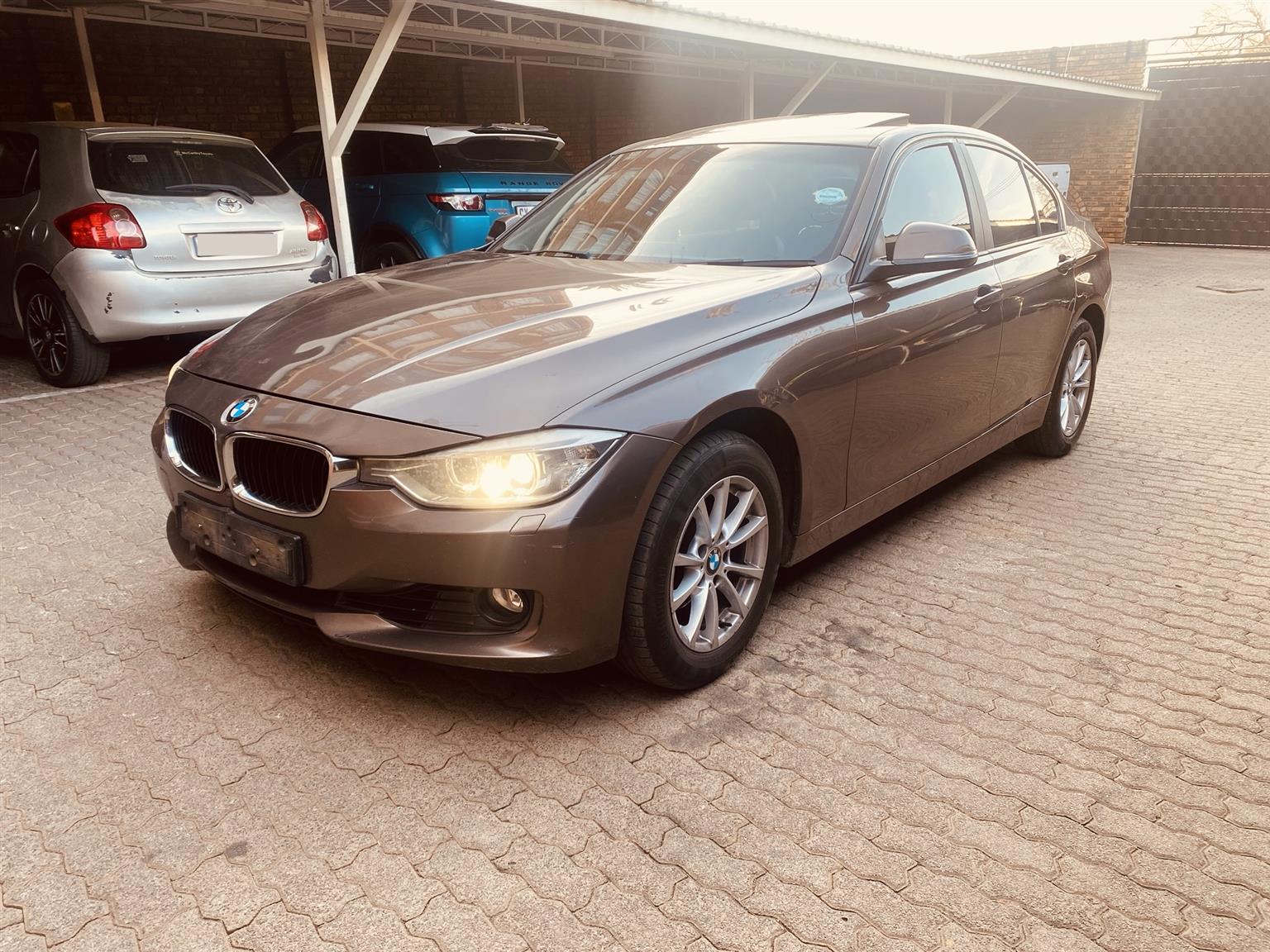 Used 2012 BMW 3 Series 320i Luxury auto - Private Seller Used 2012 BMW 3 Series 320i Luxury auto - Private Seller