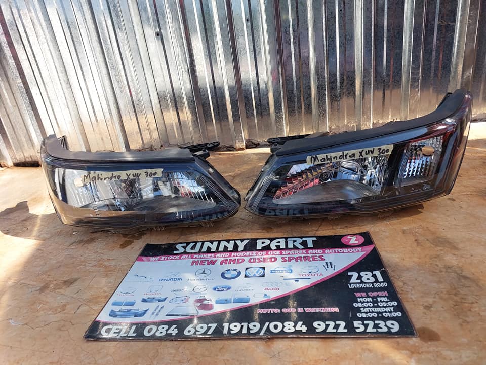 Mahindra XUV300 Headlights - Private Seller Mahindra XUV300 Headlights - Private Seller