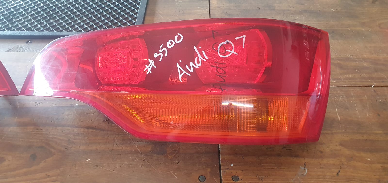 Audi Q 7 tailights - Private Seller