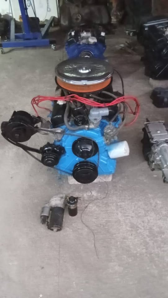 Ford Essex v6 complete engine with hanging parts - Private Seller