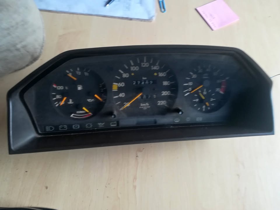 TOYOTA CONQUEST CLUSTER - Private Seller TOYOTA CONQUEST CLUSTER - Private Seller