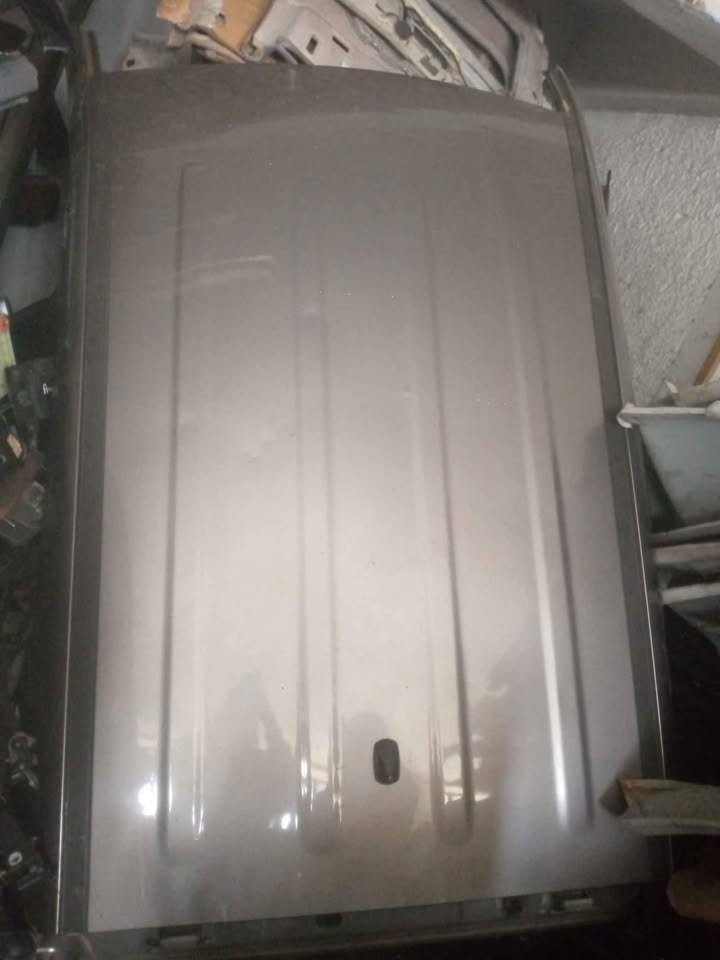 Hyundai ix35 complete roof - Private Seller Hyundai ix35 complete roof - Private Seller