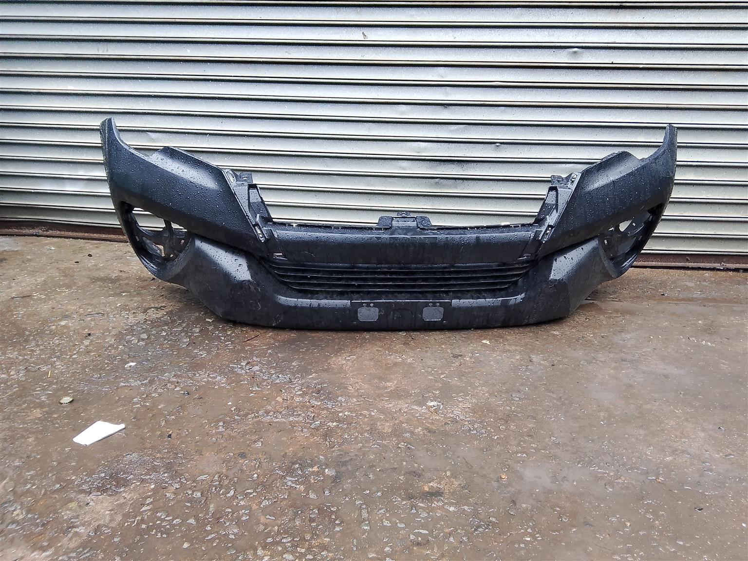 Toyota Hilux bumper DG6 - Private Seller Toyota Hilux bumper DG6 - Private Seller