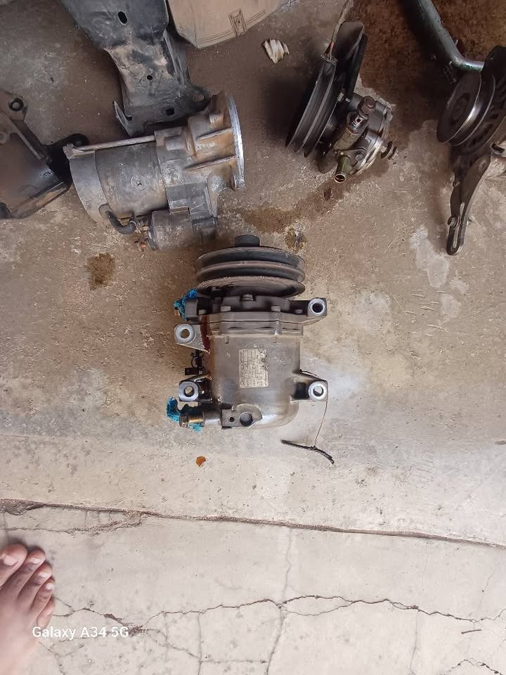 Isuzu kb 300 aircon pump - Private Seller