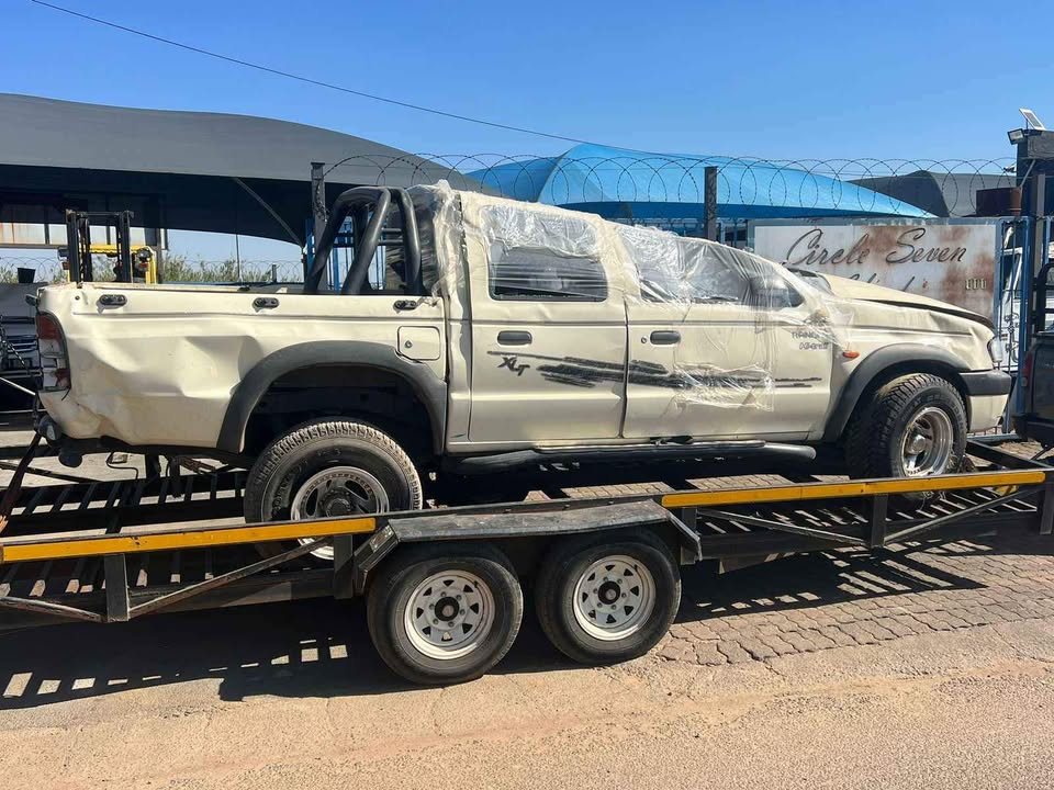 Ford ranger STRIPPING FOR PARTS Call or whatsapp  Carl @Circle 7 used parts - Private Seller