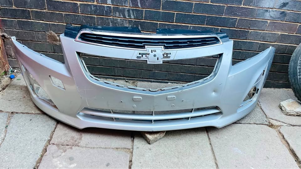 Chevrolet Cruze Bumper 2013 - Private Seller Chevrolet Cruze Bumper 2013 - Private Seller