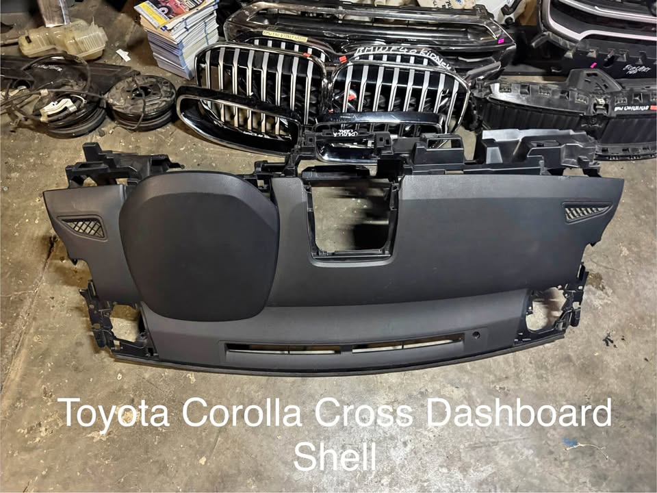 Toyota Corolla Cross Dashboard Shell - Private Seller Toyota Corolla Cross Dashboard Shell - Private Seller