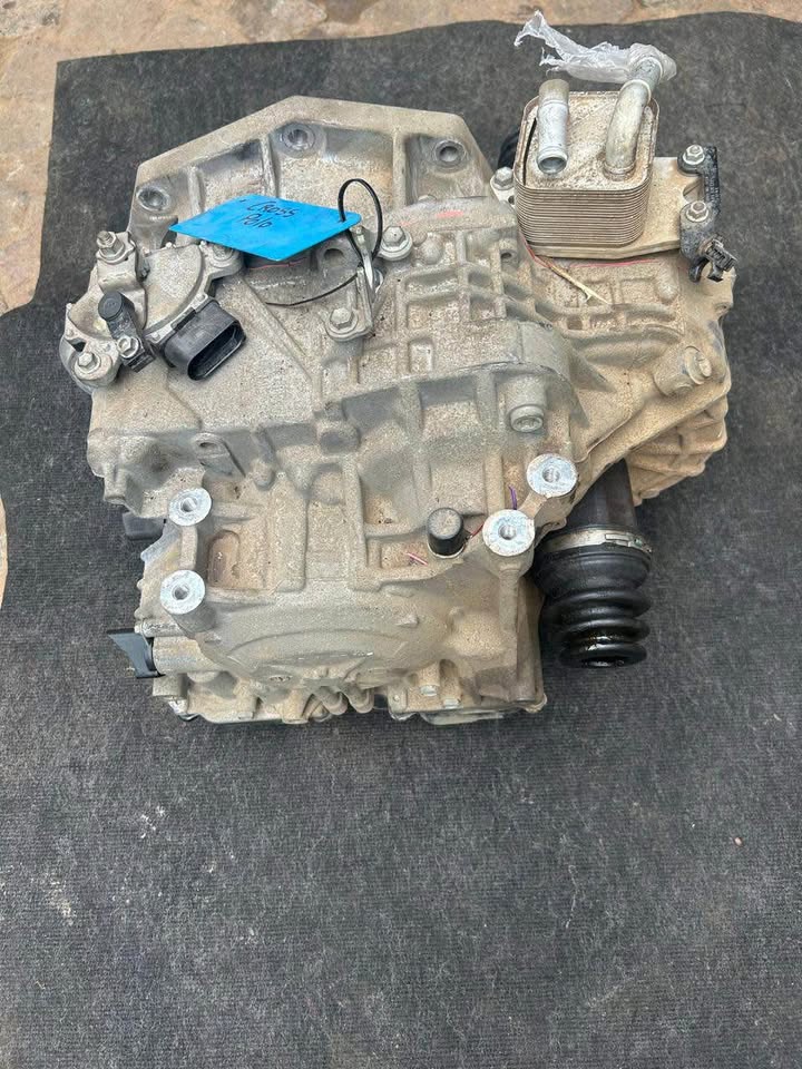VW Cross Polo BTS 1.6 Automatic Geabox For Sale Call or Whatsapp