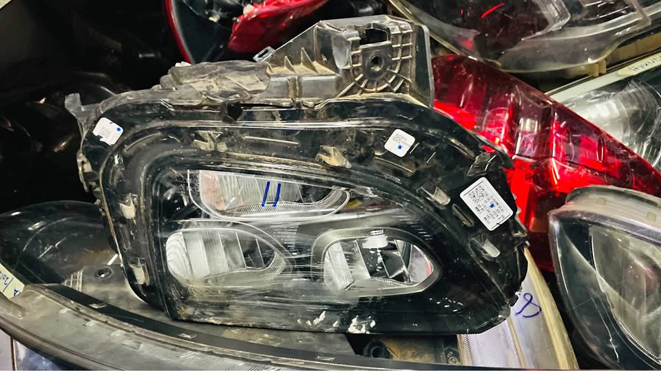 Suzuki Fronx headlight - Private Seller Suzuki Fronx headlight - Private Seller