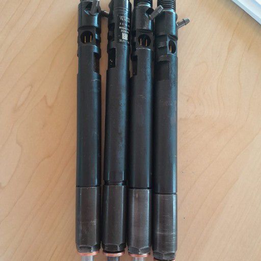Nissan NP 200 diesel injectors - Private Seller Nissan NP 200 diesel injectors - Private Seller