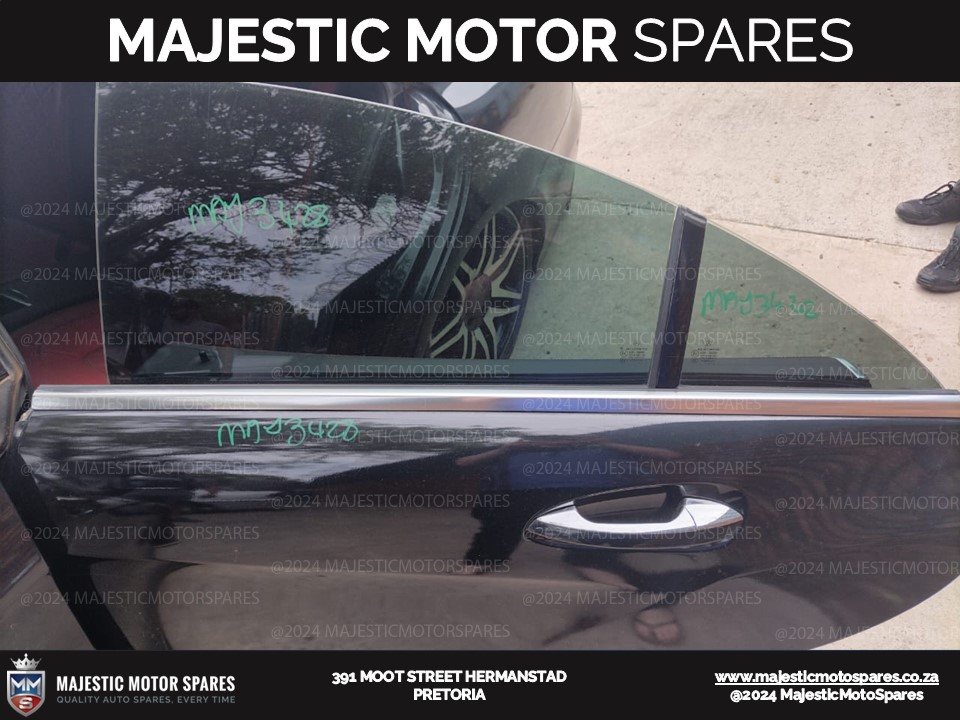 2014 mercedes cls 350 bluetec w218 door glass for sale - Private Seller