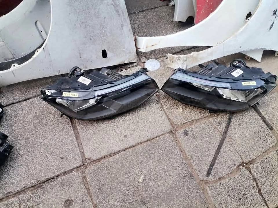 Vw T Cross Headlight Left & Right Side - Private Seller Vw T Cross Headlight Left & Right Side - Private Seller