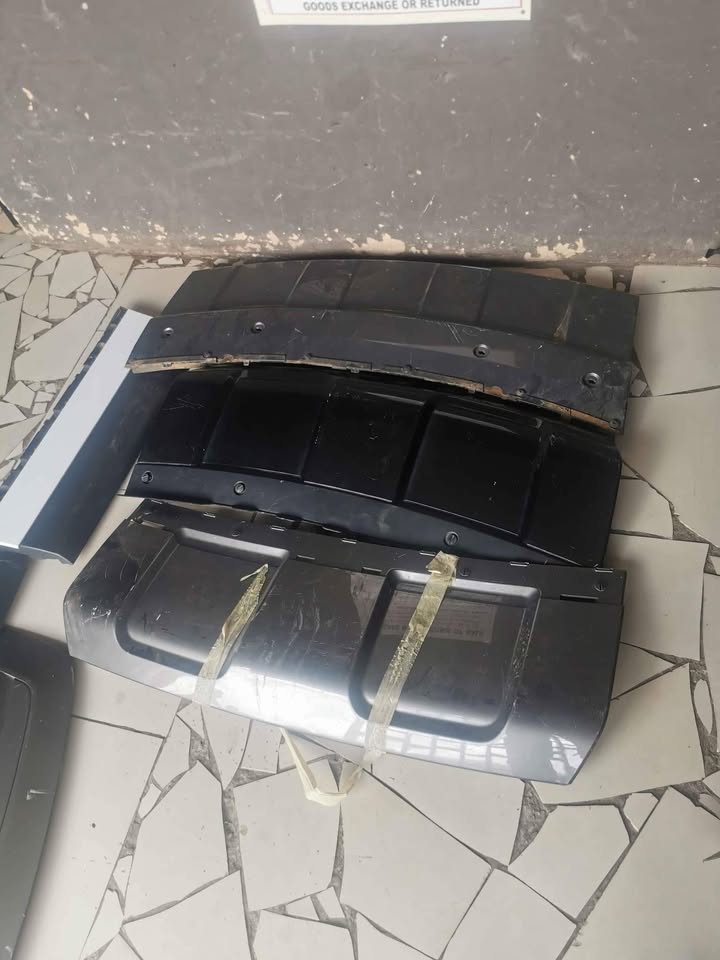 Range Rover bumper spoilers - Private Seller Range Rover bumper spoilers - Private Seller