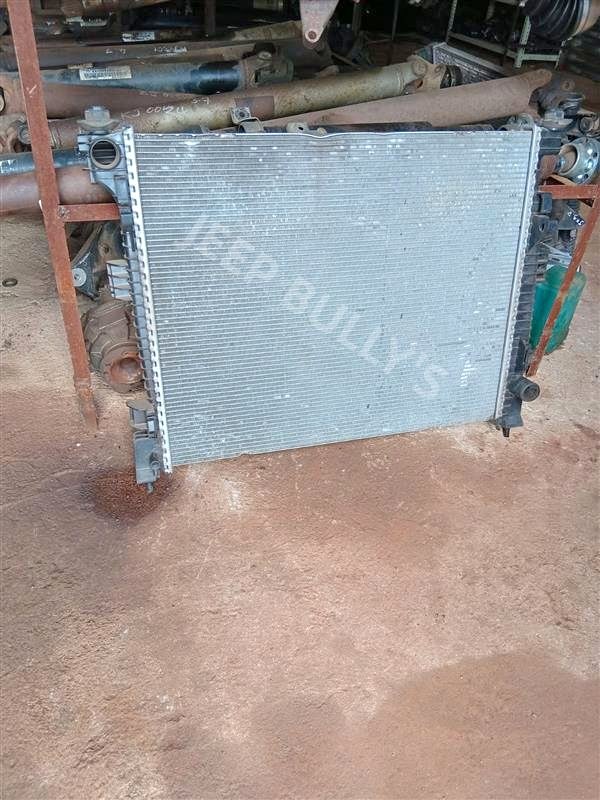 Radiator From Stripped 3.0 Jeep Grand Cherokee WK2 - Private Seller Radiator From Stripped 3.0 Jeep Grand Cherokee WK2 - Private Seller