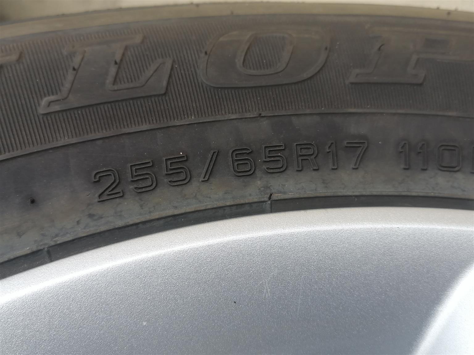 Toyota Hilux 17 Mag Rims (WITH USED TYRES)
