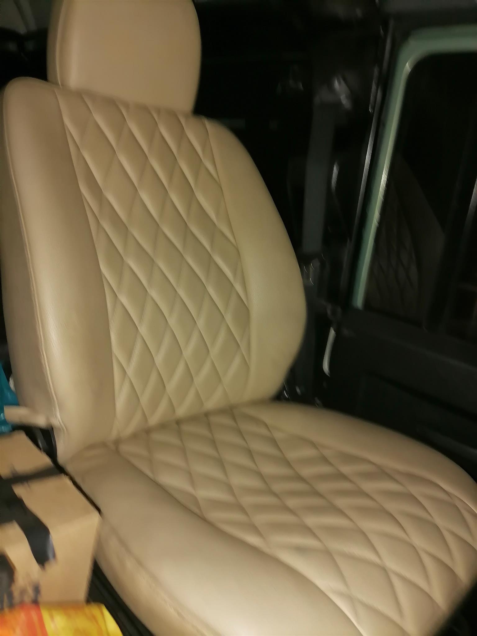 Land rover defender front seats - Private Seller Land rover defender front seats - Private Seller