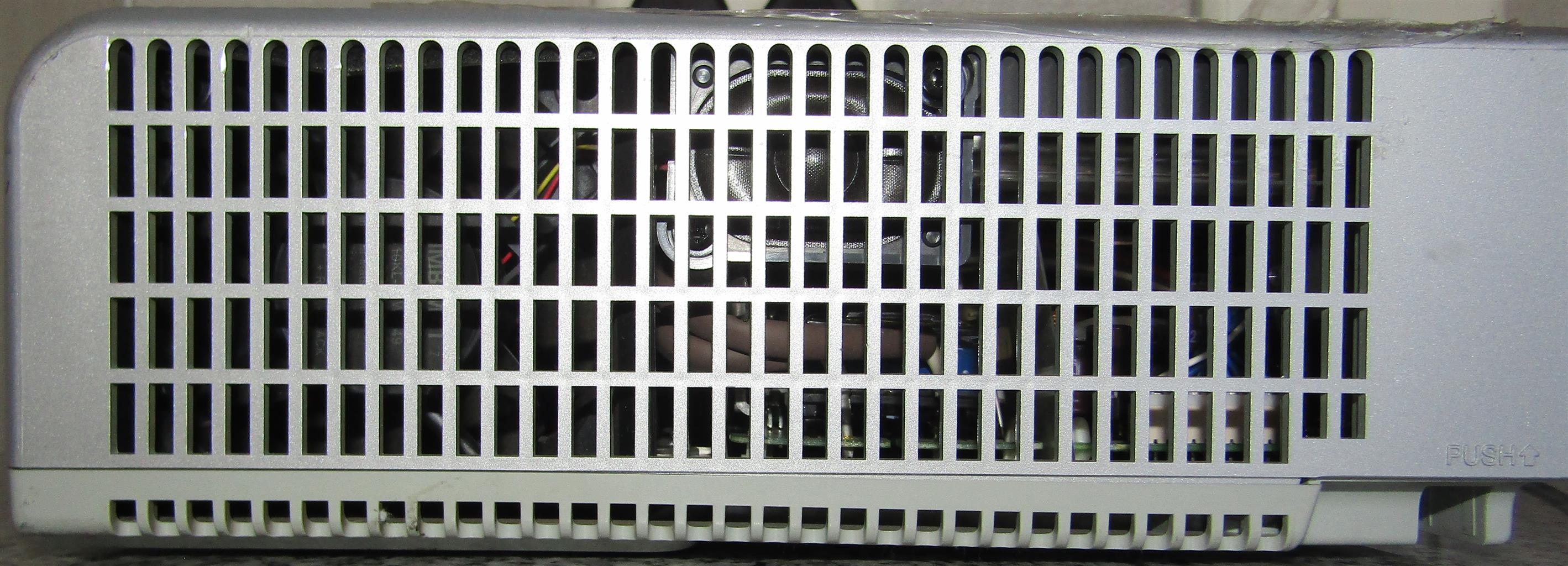 Panasonic PT-LB60EA LCD Projector - for spares or repairs only!