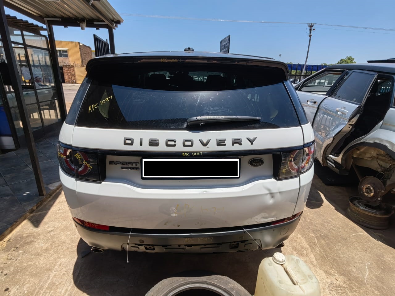 Land Rover Discovery Sport HSE 2015 tailgate for sale – used