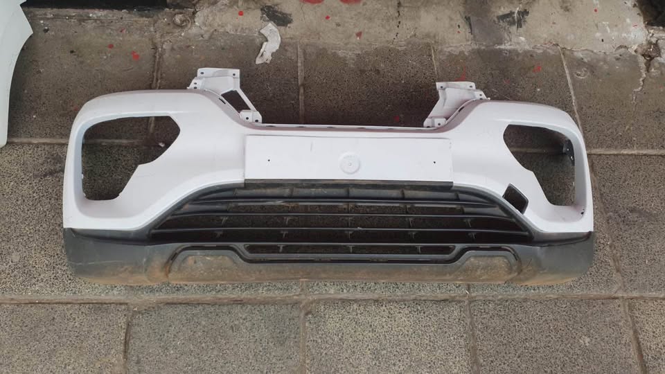 Renault Kwid bumper - Private Seller Renault Kwid bumper - Private Seller
