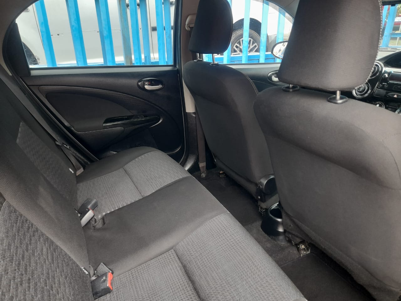 2017 TOYOTA ETIOS CROSS1.4 MANUAL PETROL