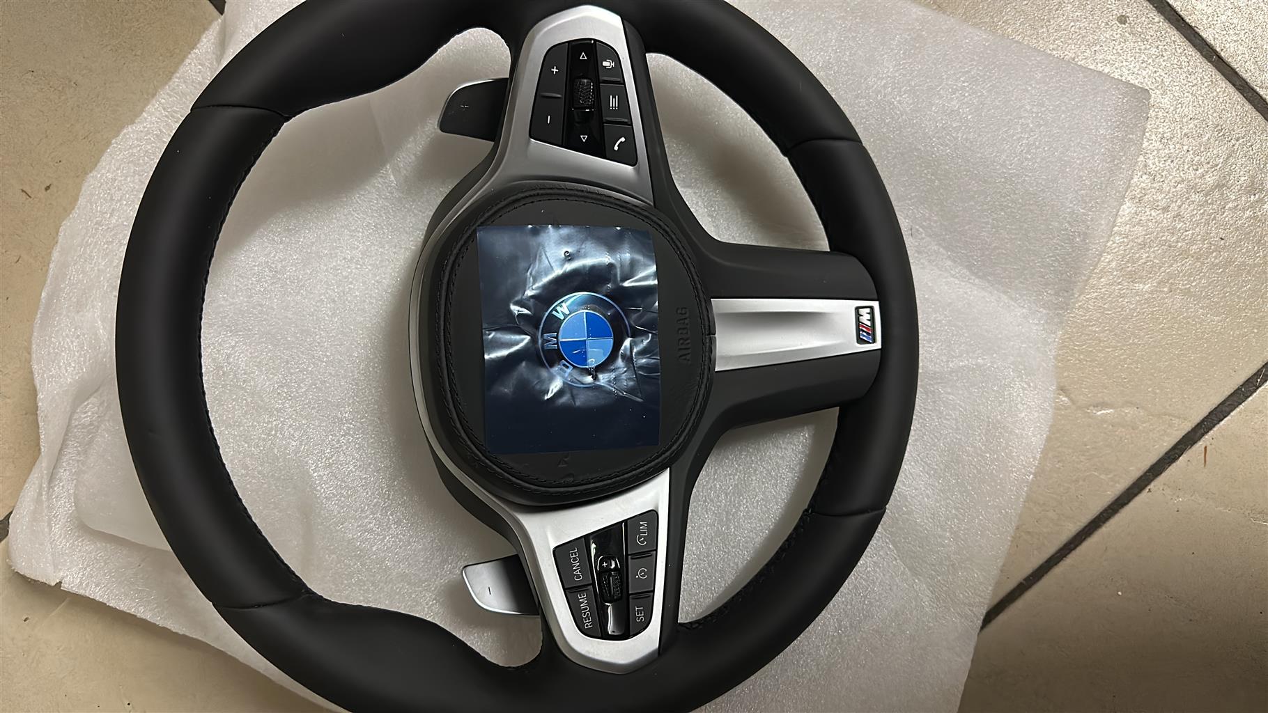 BMW X3,g01,g20,f40,f44,g30 Stereing wheel and steering airbag - Private Seller BMW X3,g01,g20,f40,f44,g30 Stereing wheel and steering airbag - Private Seller