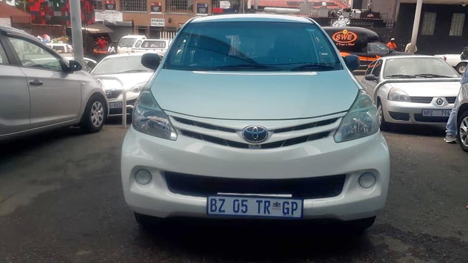 TOYOTA AVANZA 1.5 2012