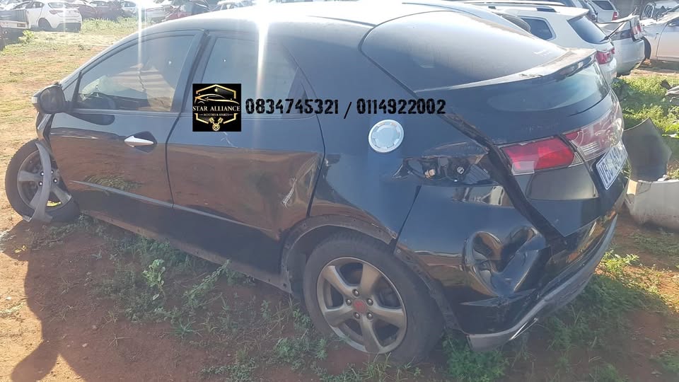 HONDA CIVIC STRIPPING FOR SPARES - Private Seller HONDA CIVIC STRIPPING FOR SPARES - Private Seller