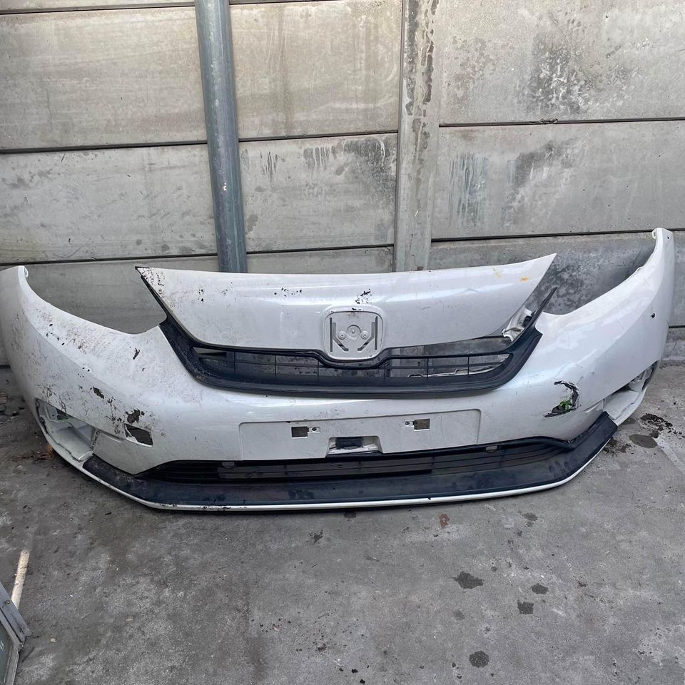 Honda FIT Front Bumper - Private Seller Honda FIT Front Bumper - Private Seller