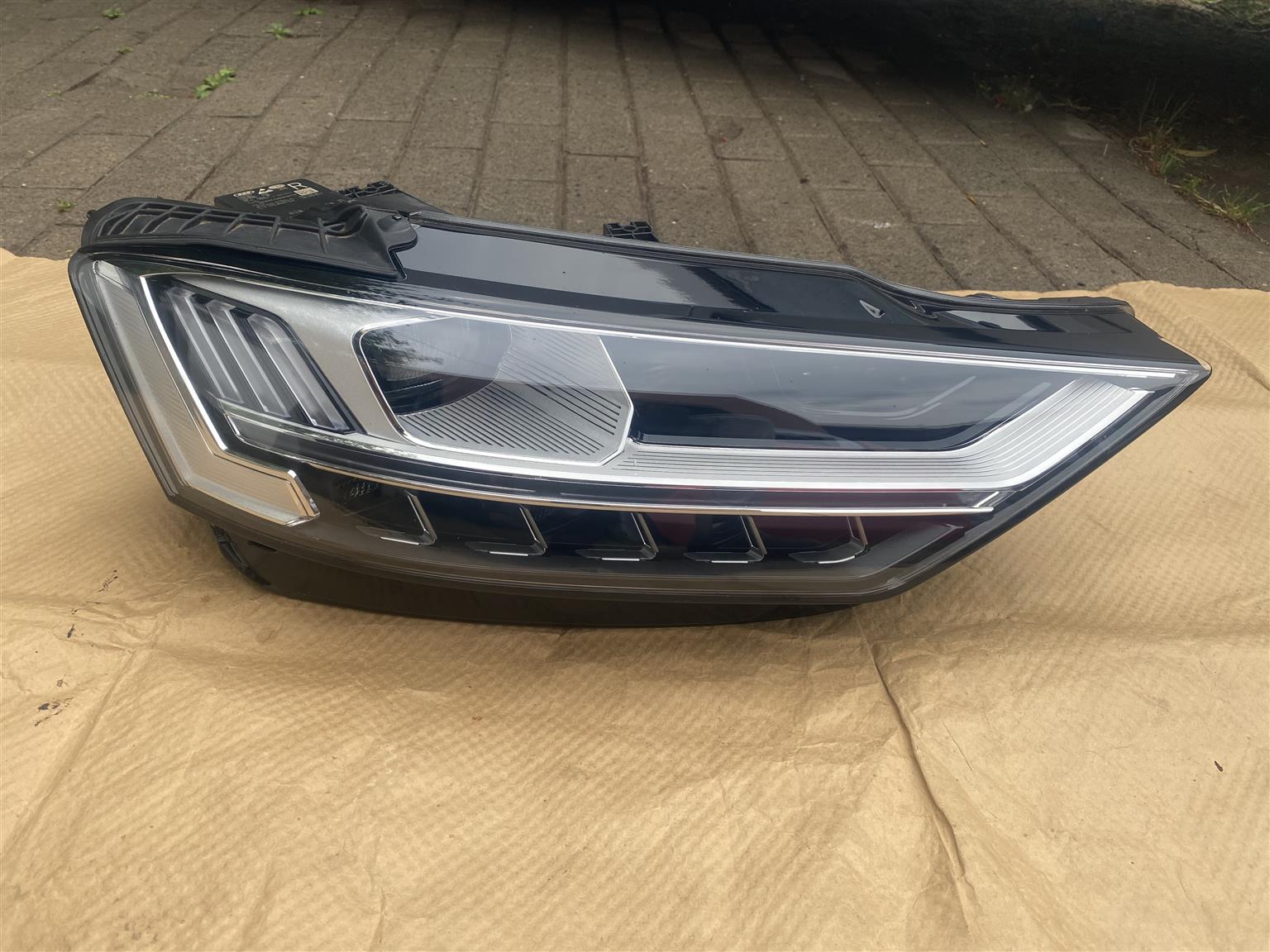 2022 AUDI S8 MATRIX BEAM FULL LED HEADLIGHT RIGHT SIDE FOR SALE. IN PRISTINE - Private Seller 2022 AUDI S8 MATRIX BEAM FULL LED HEADLIGHT RIGHT SIDE FOR SALE. IN PRISTINE - Private Seller