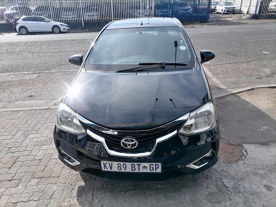 2014 Toyota Etios 1.5 Sedan with a Nice interior seat
