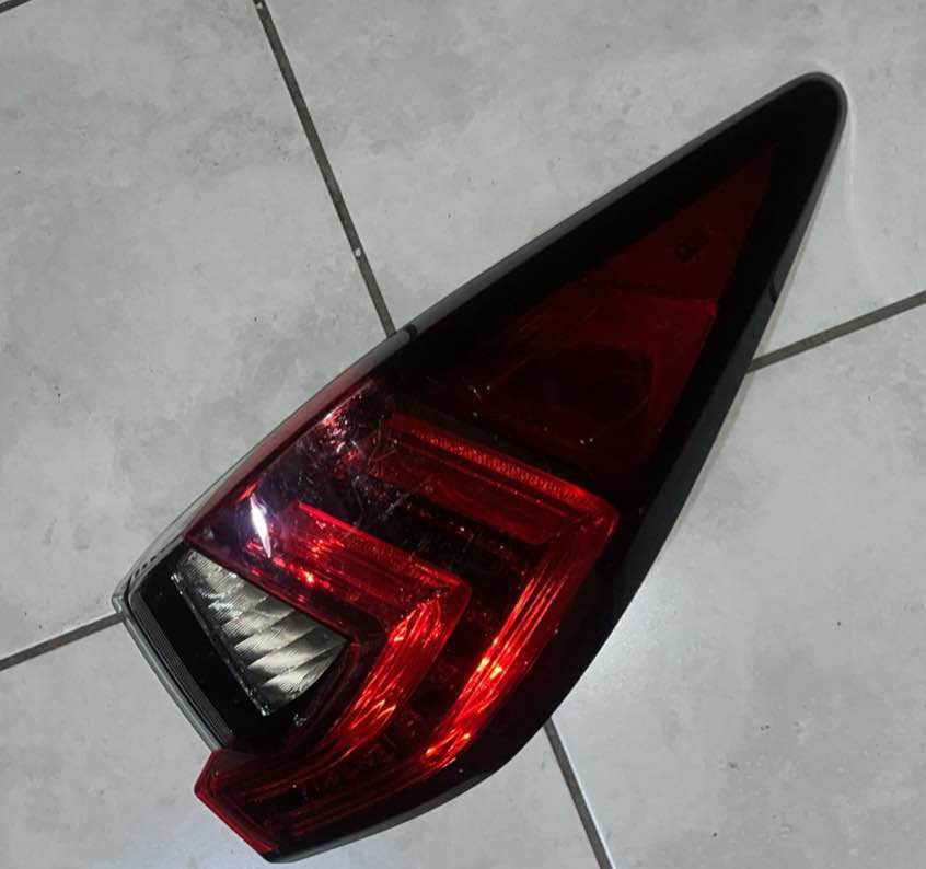 Lexus RX350 RX450h taillight 2016/21 - Private Seller