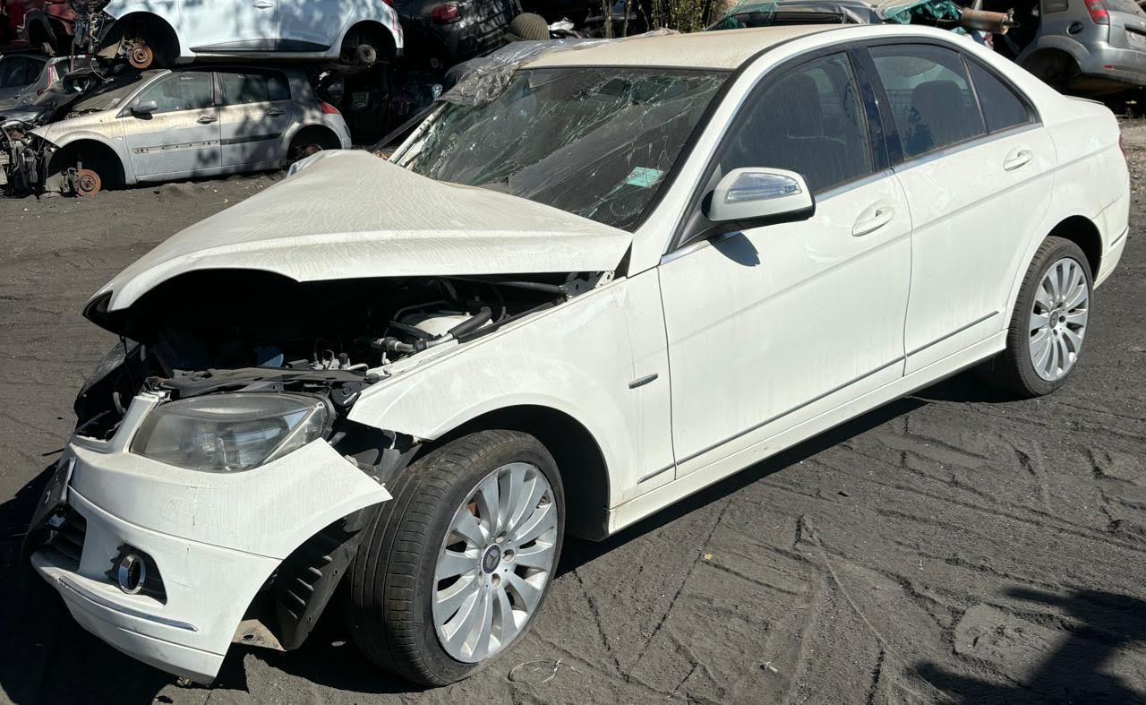 Mercedes-Benz C180 #271 2009 spares - Private Seller