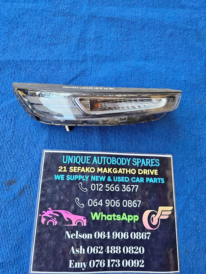 Hyundai Venue Headlight DRL Right