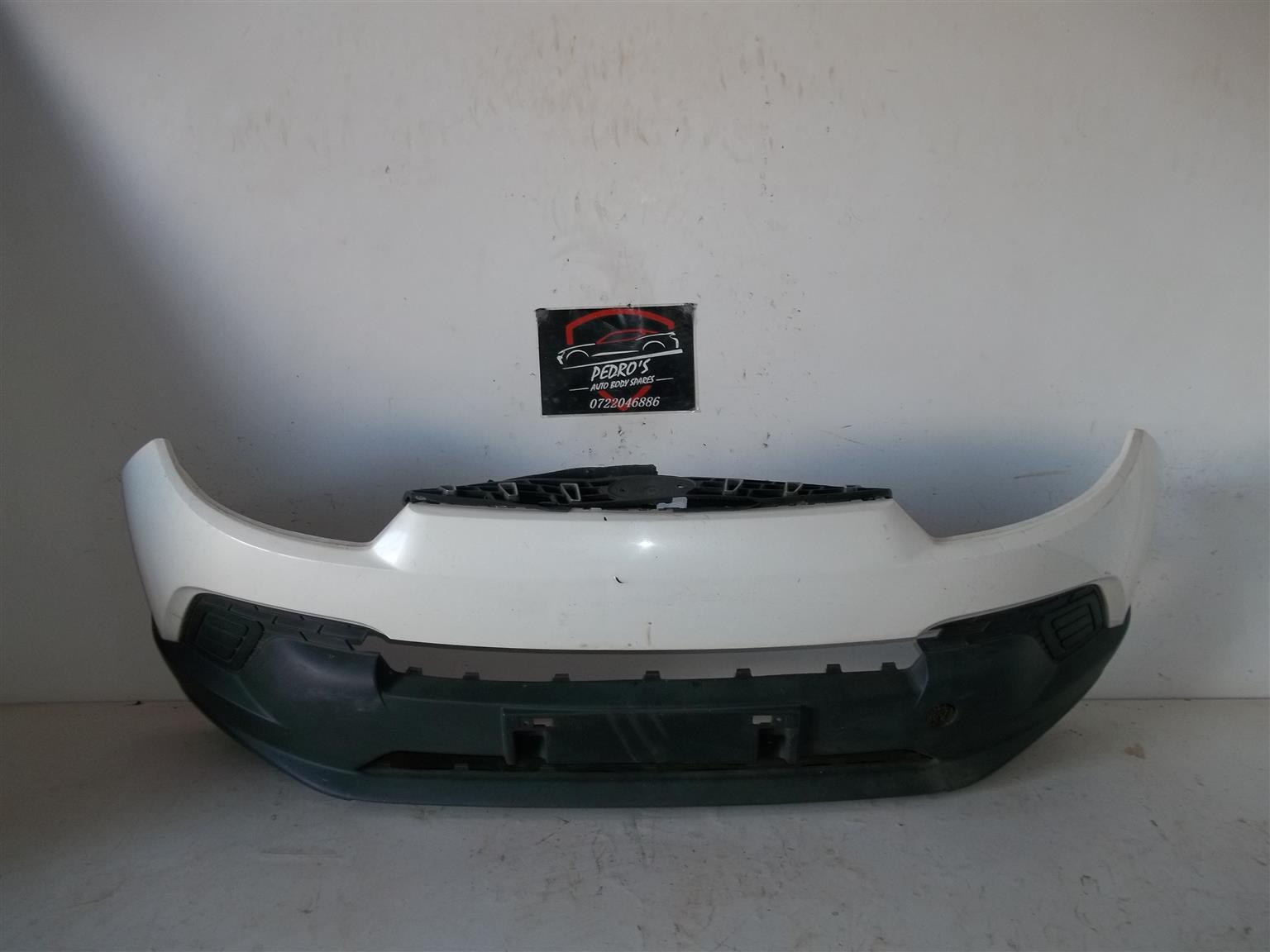 Mahindra KUV100 '16/'17 front bumper - Private Seller Mahindra KUV100 '16/'17 front bumper - Private Seller