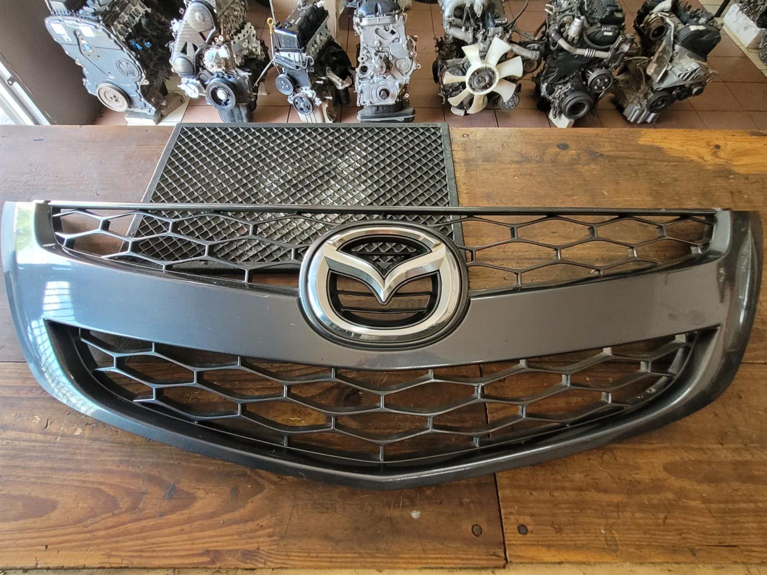 MAZDA BT 50 GRILL - Private Seller MAZDA BT 50 GRILL - Private Seller
