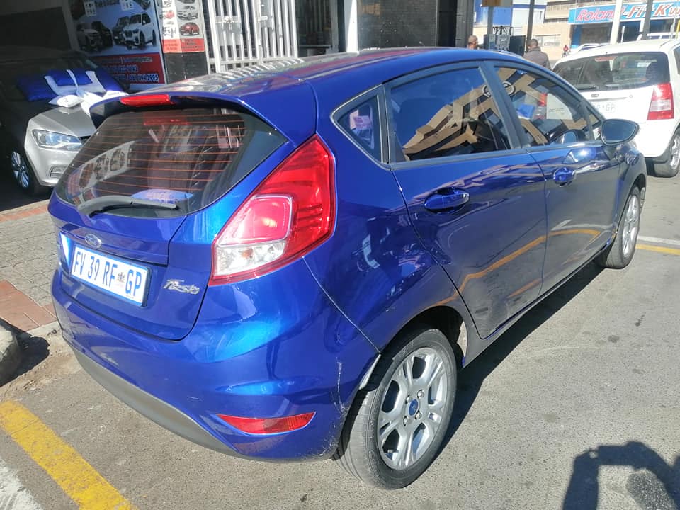 2017 Ford Fiesta 1.4 Automatic 73000km